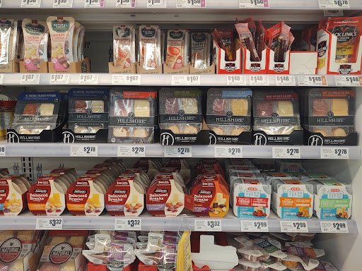 Grocery Store «H-E-B Grocery», reviews and photos, 407 S Adams St, Fredericksburg, TX 78624, USA