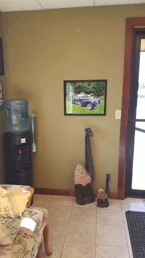 Auto Repair Shop «Hot Rod Dreamworks & Collision Repair LLC», reviews and photos, 24315 S Hwy 99 E, Canby, OR 97013, USA