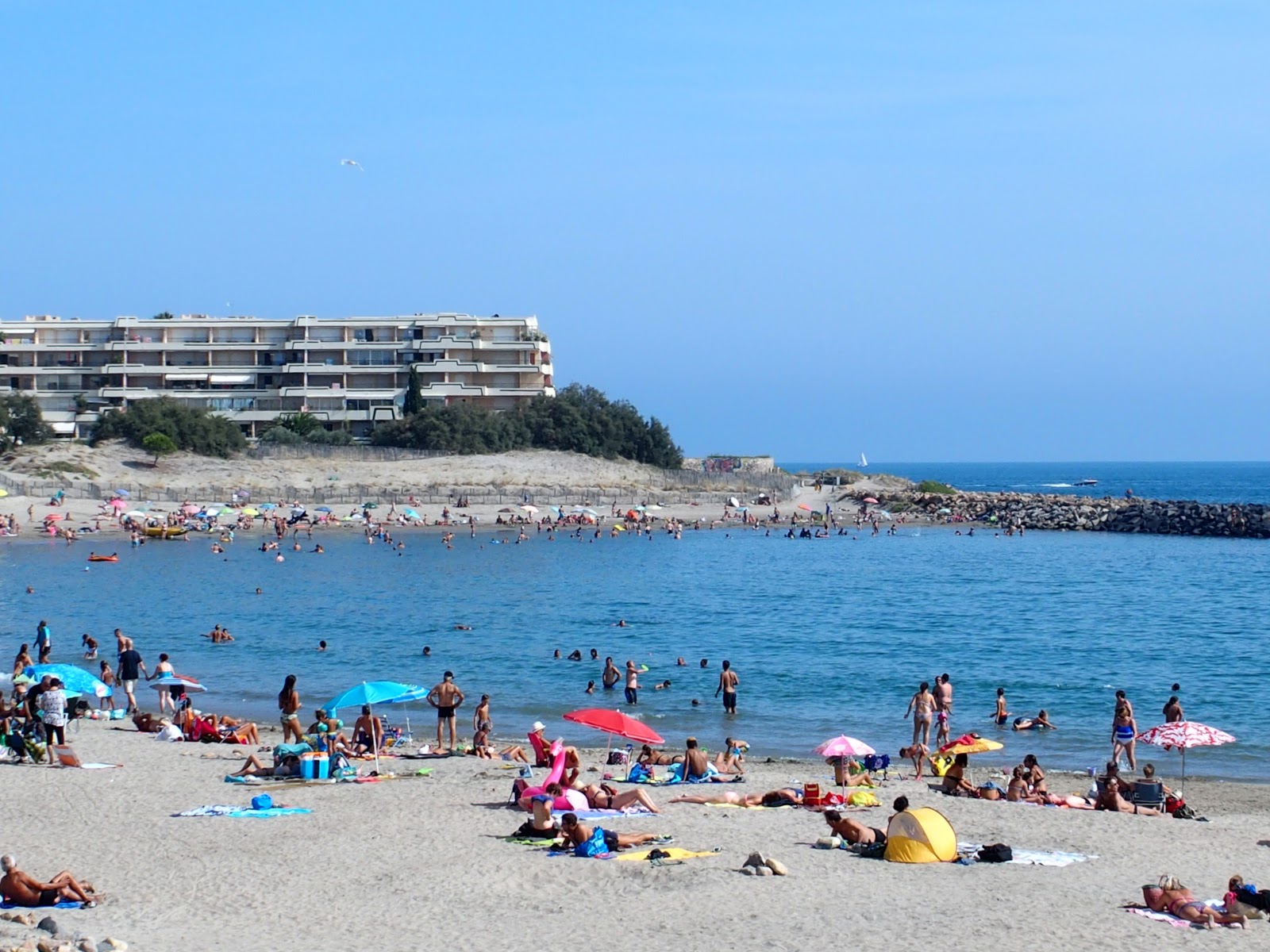 Plage de la Corniche'in fotoğrafı ve yerleşim