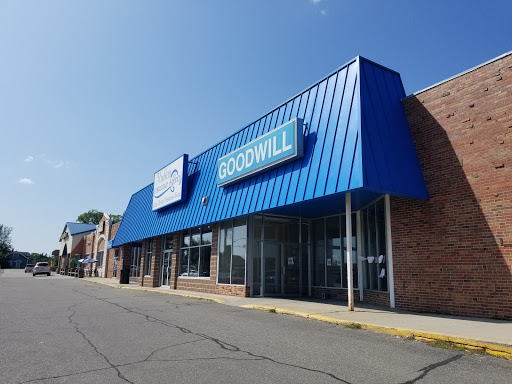 Thrift Store «Goodwill», reviews and photos