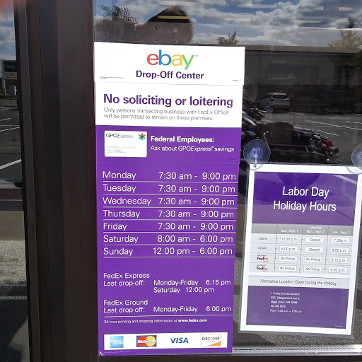 Print Shop «FedEx Office Print & Ship Center», reviews and photos, 12475 Riverdale Blvd, Coon Rapids, MN 55433, USA
