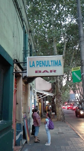 Opiniones de La Penultima Bar en Montevideo - Pub