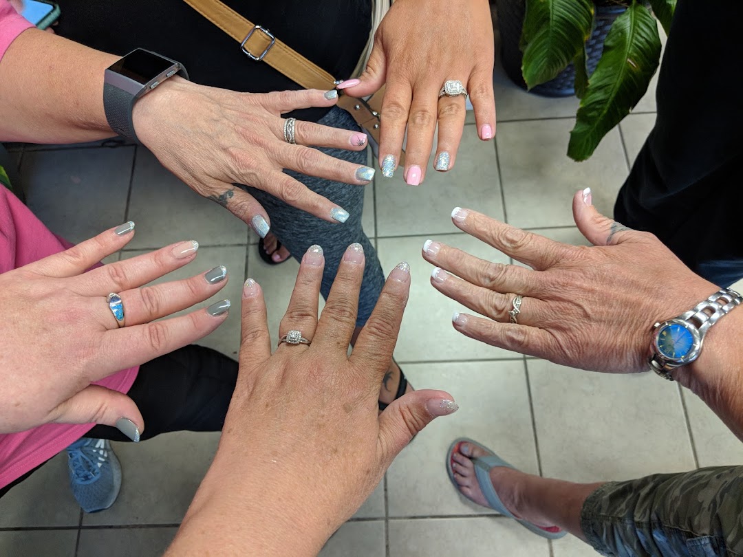Tip Top Nail