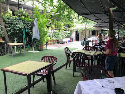 Restaurante La Fabriquilla - Cam. del Castañal, S/N, 18160 Güejar Sierra, Granada, Spain