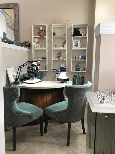 Jeweler «R.M. Johnson & Sons Jewelers», reviews and photos, 10 S College Ave, Salem, VA 24153, USA