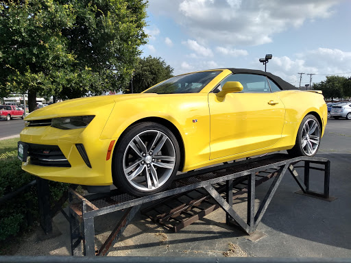 Used Car Dealer «DriveTime Used Cars», reviews and photos, 821 E Division St, Arlington, TX 76011, USA