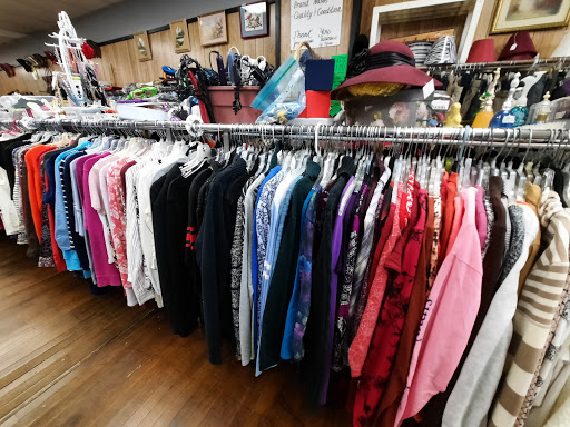 Thrift Store «Church Mouse Thrift Shoppe», reviews and photos, 26 1/2 W Broad St, Newton Falls, OH 44444, USA