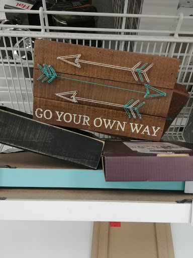 Clothing Store «Ross Dress for Less», reviews and photos, 201 University Oaks Blvd, Round Rock, TX 78664, USA