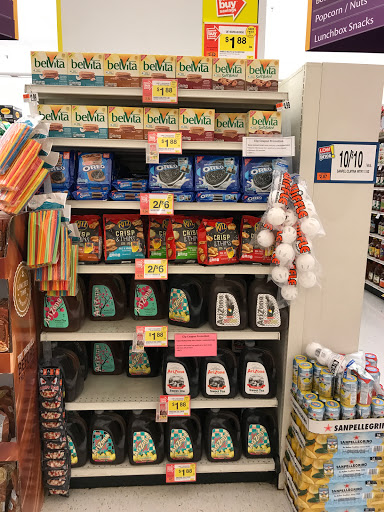 Grocery Store «Giant Food», reviews and photos, 10400 Old Georgetown Rd, Bethesda, MD 20814, USA