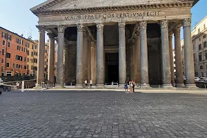 Obelisco del Pantheon image