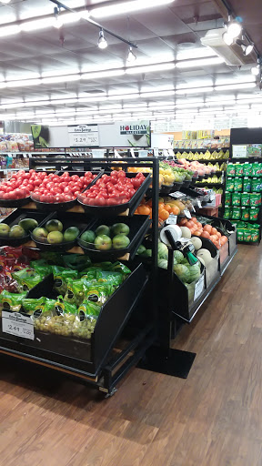 Grocery Store «Holiday Market», reviews and photos, 16981 Placer Hills Rd # A8, Meadow Vista, CA 95722, USA