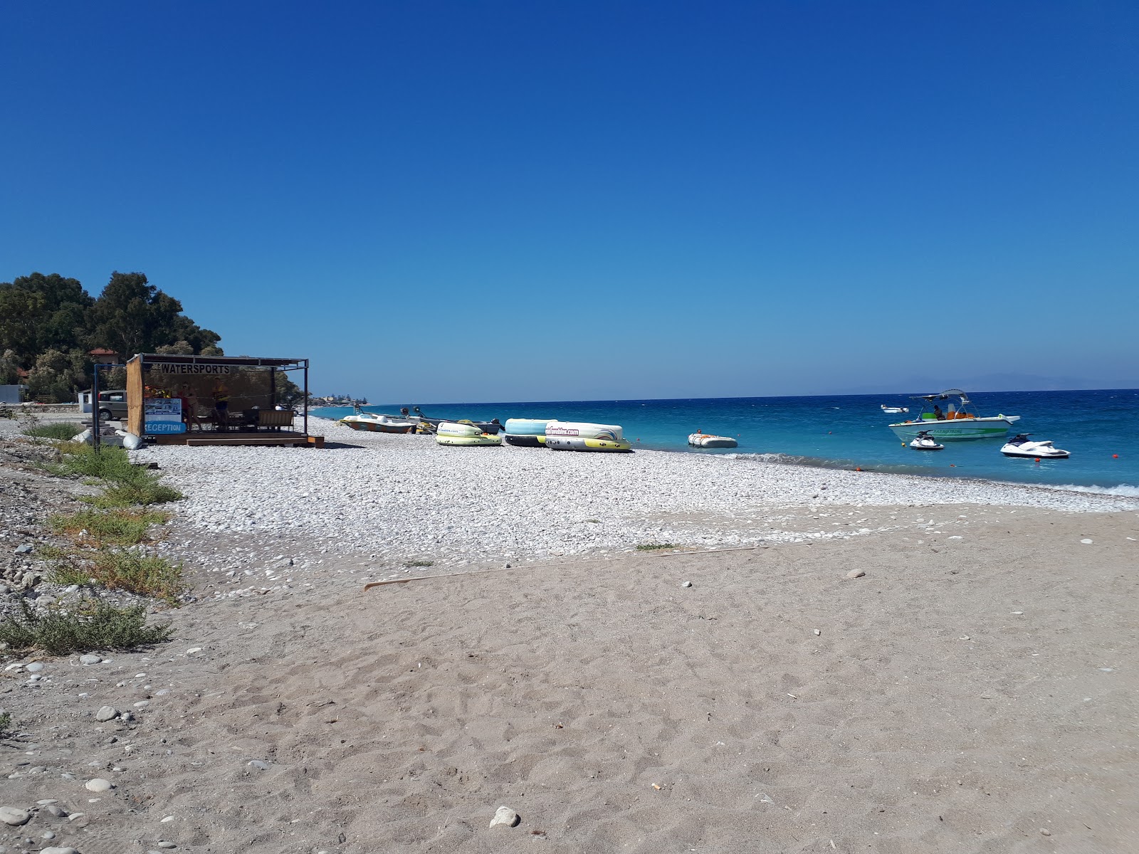 Foto de Ialysos beach II con playa recta