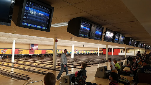 Bowling Alley «Princess Lanes Bowling Center», reviews and photos, 540 Weyman Rd, Pittsburgh, PA 15236, USA