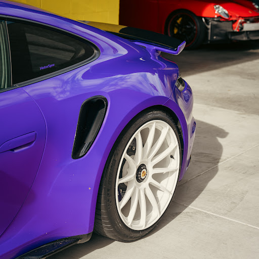HOUSE Automotive image