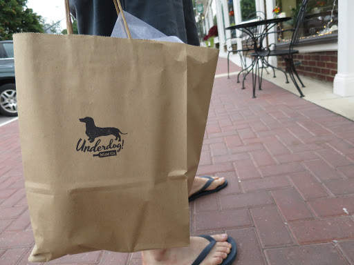 Wine Store «Underdog Wine Co.», reviews and photos, 319 E 55th St, Kansas City, MO 64113, USA