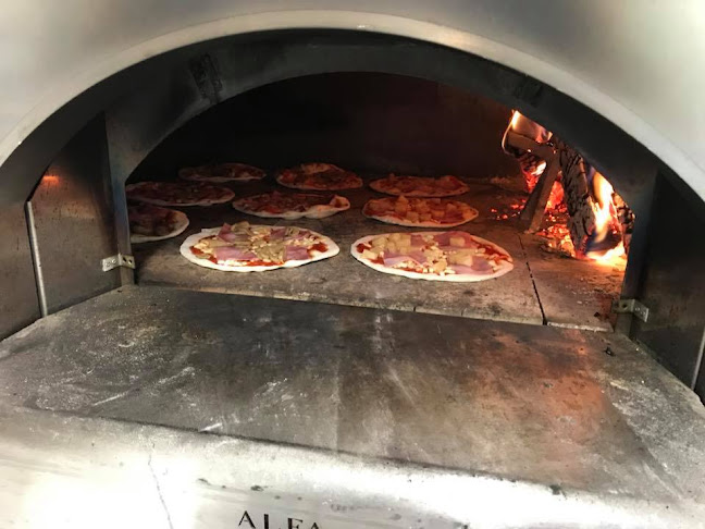 Holzofen Pizzamobil - Der Hingucker für Ihren Anlass