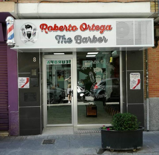 Roberto Ortega the Barber en Albolote, Granada