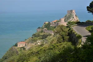 Castello di Sant'Alessio Siculo image