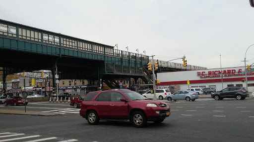 Appliance Store «P.C. Richard & Son», reviews and photos, 103-54 94th St, Ozone Park, NY 11417, USA