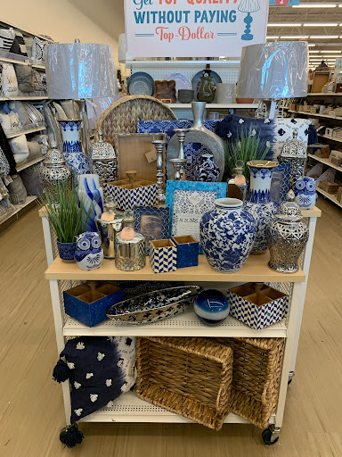 Home Goods Store «Tuesday Morning», reviews and photos, 1430 Towne Lake Pkwy, Woodstock, GA 30189, USA
