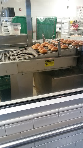 Bakery «Krispy Kreme Doughnuts», reviews and photos, 16415 NW Cornell Rd, Beaverton, OR 97006, USA