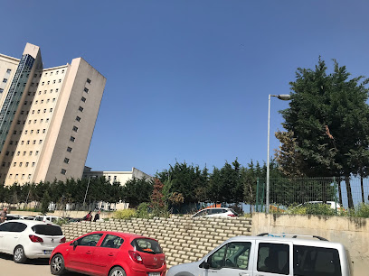 Marmara Ünv. Eğitim Ve Araştırma Hastanesi Personel Otoparkı