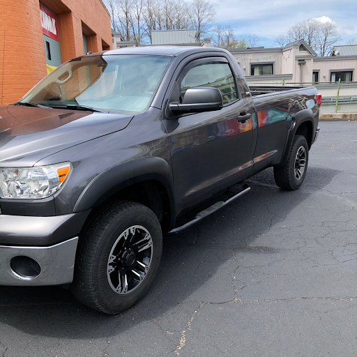 Truck Accessories Store «Car Gear», reviews and photos, 110 N Main St, Akron, OH 44308, USA