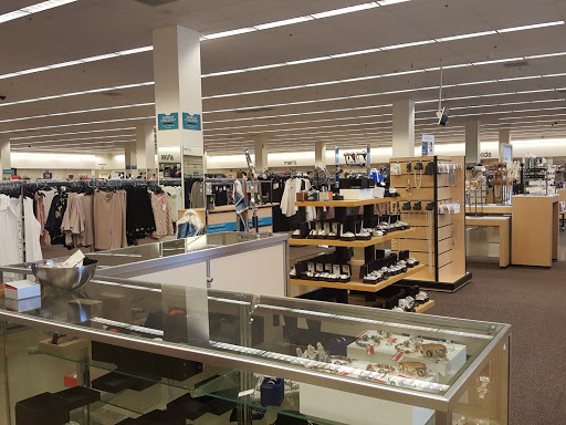 Department Store «Nordstrom Rack Tanasbourne Town Center», reviews and photos, 18100 NW Evergreen Pkwy, Beaverton, OR 97006, USA