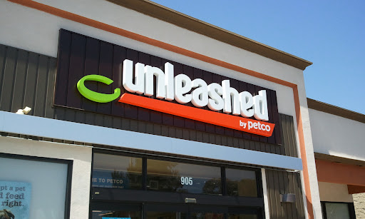 Pet Supply Store «Unleashed by Petco», reviews and photos, 905 W Foothill Blvd, Claremont, CA 91711, USA