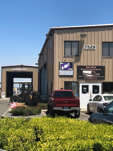 DK Sangha Truck Wash en Sacramento