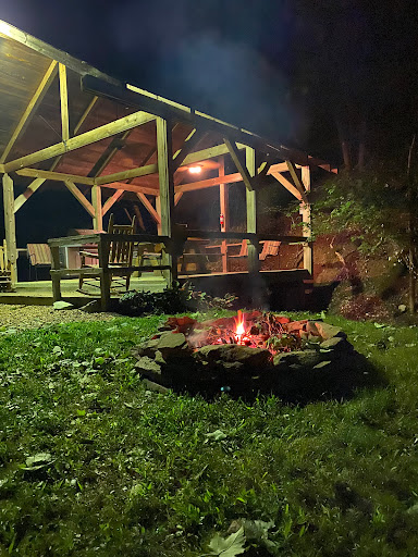 Cabin Rental Agency «Dixieland Cabins», reviews and photos, 1613 Donelson Pkwy, Dover, TN 37058, USA