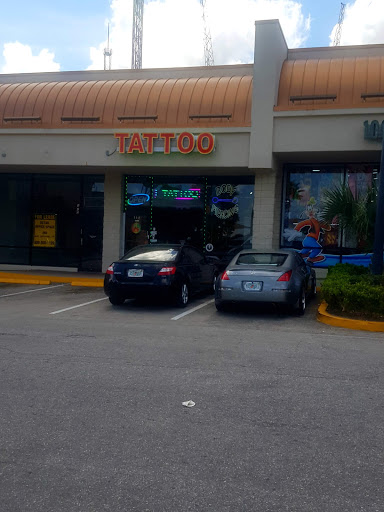 Tattoo Shop «Scratch The Surface Tattoo», reviews and photos, 6550 International Dr #111, Orlando, FL 32819, USA