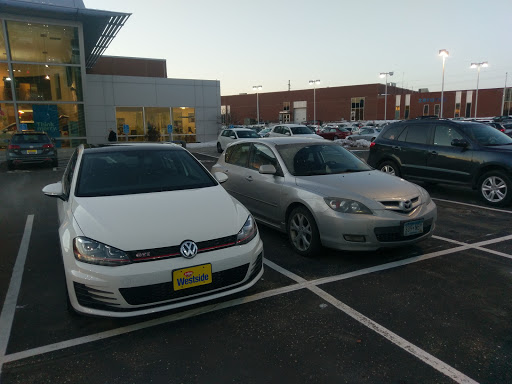Volkswagen Dealer «Luther Westside Volkswagen», reviews and photos, 2370 MN-100, St Louis Park, MN 55416, USA