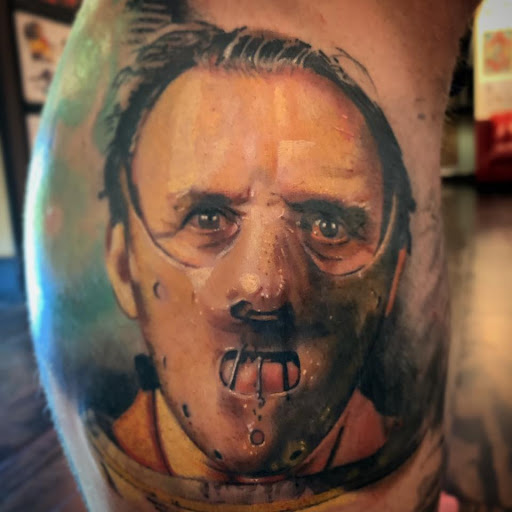 Tattoo Shop «Define Tattoos», reviews and photos, 165 E Aurora Rd, Northfield, OH 44067, USA