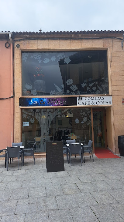 Bar La Plaza - Pl. Mayor, 47420 Íscar, Valladolid, Spain