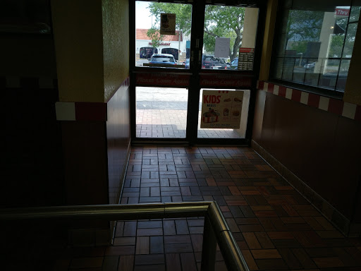 Shopping Mall «Woodlands Square», reviews and photos, 3150 Tampa Rd, Oldsmar, FL 34677, USA