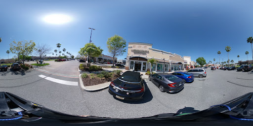 Clothing Store «American Eagle Outfitters», reviews and photos, 555 N Alafaya Trail, Orlando, FL 32828, USA