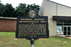 Kolomoki Mounds State Park - Museum