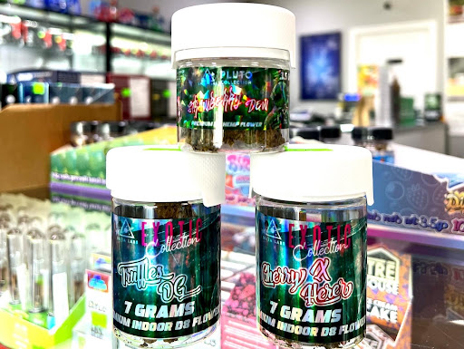 Tobacco Shop «Green Light Smoke Shop», reviews and photos, 466 Rayford Rd #104, Spring, TX 77386, USA