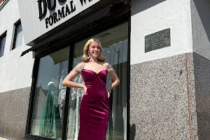 Ducky's Formal Wear - Dress Entrance image
