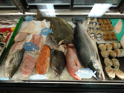 Uberti's Fish Market