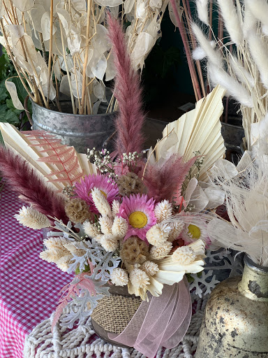 Florist «Sweet Pea Florist», reviews and photos, 5918 Naples Plaza, Long Beach, CA 90803, USA