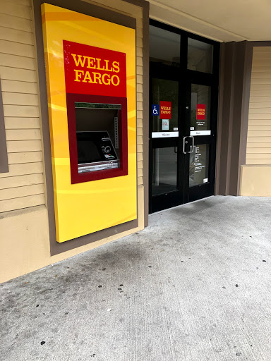 Bank «Wells Fargo Bank», reviews and photos