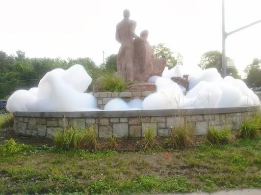 Shopping Mall «The Village», reviews and photos, 6920 Mission Rd, Prairie Village, KS 66208, USA