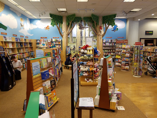 Book Store «Barnes & Noble», reviews and photos, 3102 Northline Ave, Greensboro, NC 27408, USA
