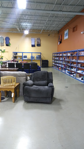Thrift Store «Community Thrift Stores», reviews and photos, 1047 SE Military Dr, San Antonio, TX 78214, USA