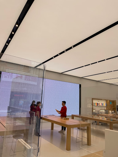 Computer Store «Apple Reston», reviews and photos, 11949 Market St, Reston, VA 20190, USA