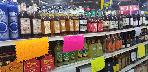 Grocery Store «Lucky J Market», reviews and photos, 1285 E Prince Rd, Tucson, AZ 85719, USA