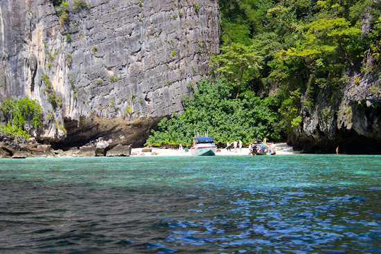 Monkey Bay Beach