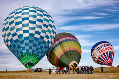 Cestovní kancelář nabízející vyhlídkové lety balónem